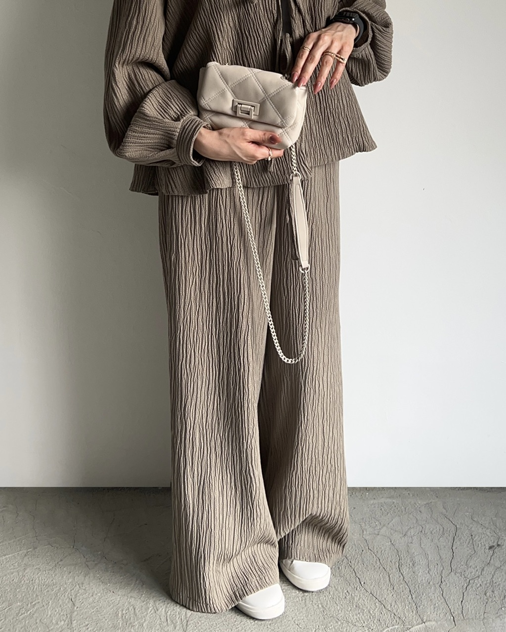 شلوار اَبــرا رنگ موکا