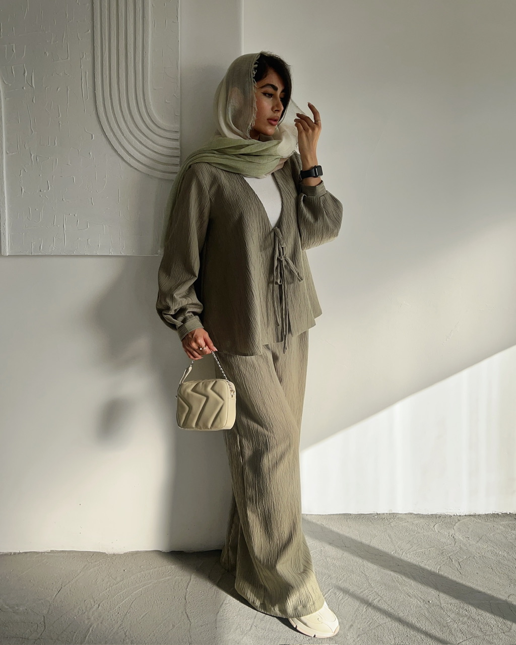 شومیز اَبـــرا رنگ سبز سیج