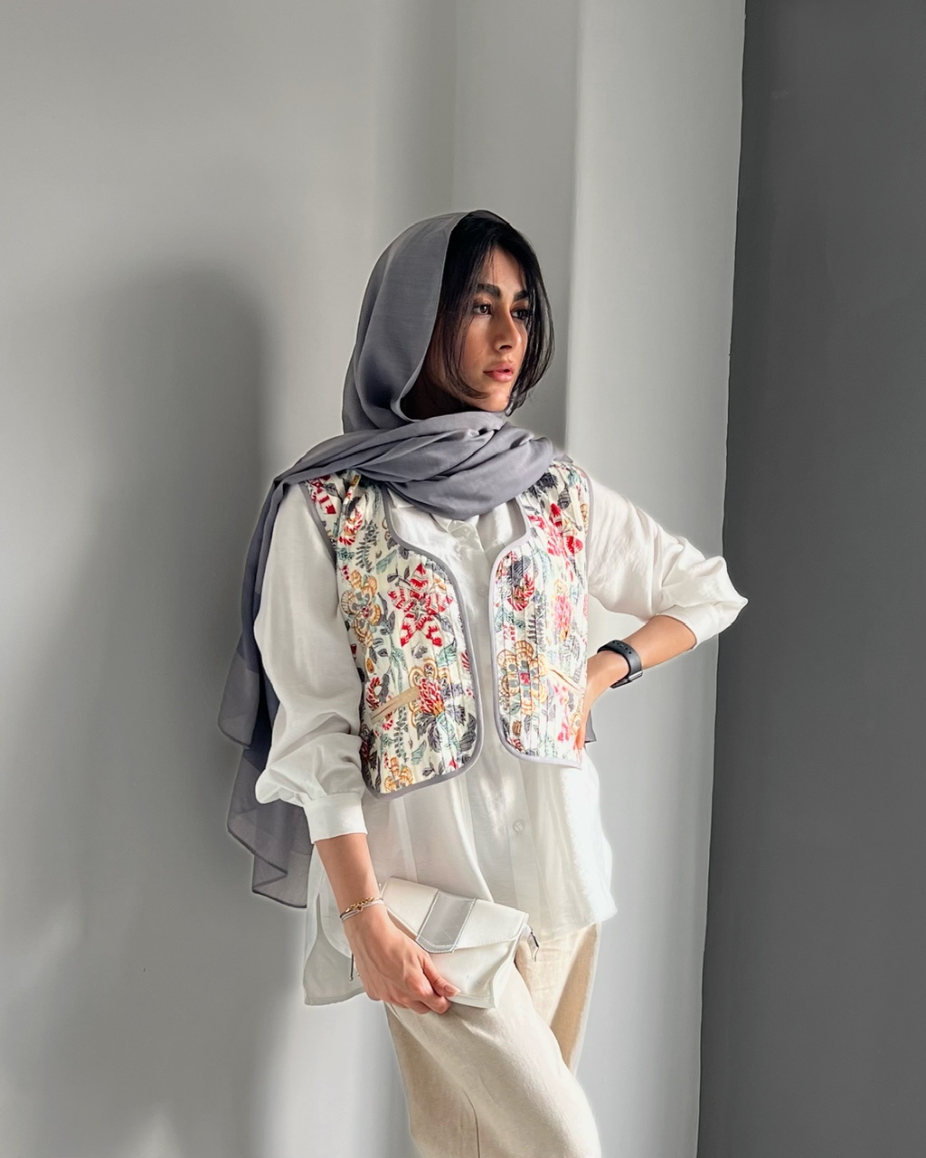 کراپ وست تانیا  طوسی