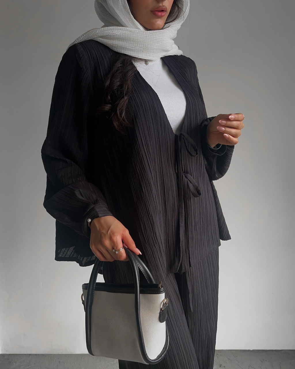 شومیز اَبـــرا رنگ مشکی